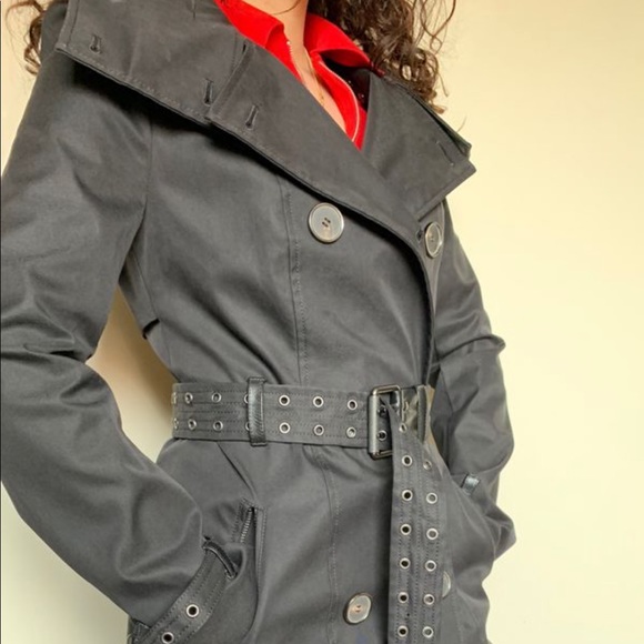 BLACK NWOT TRENCH COAT - Picture 3 of 6
